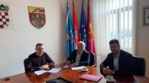 Potpisan ugovor o javnoj nabavi spremnika za odvojeno prikupljanje otpada putem operativnog leasinga - Vinodolska općina